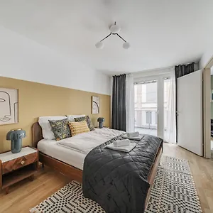 Urbm Pulse Aparthotel