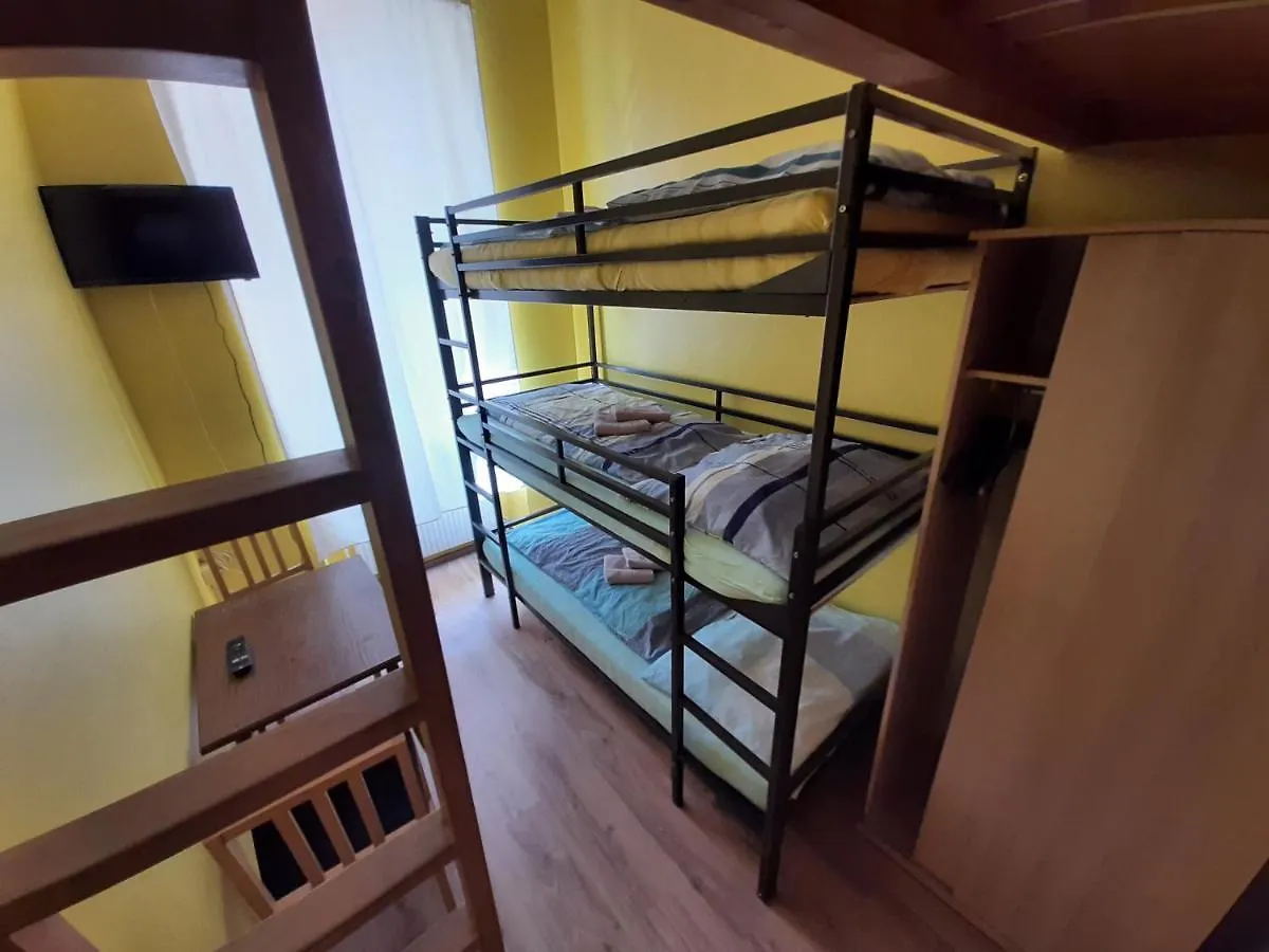 Monterooms Vienna Schonbrunn Guest house