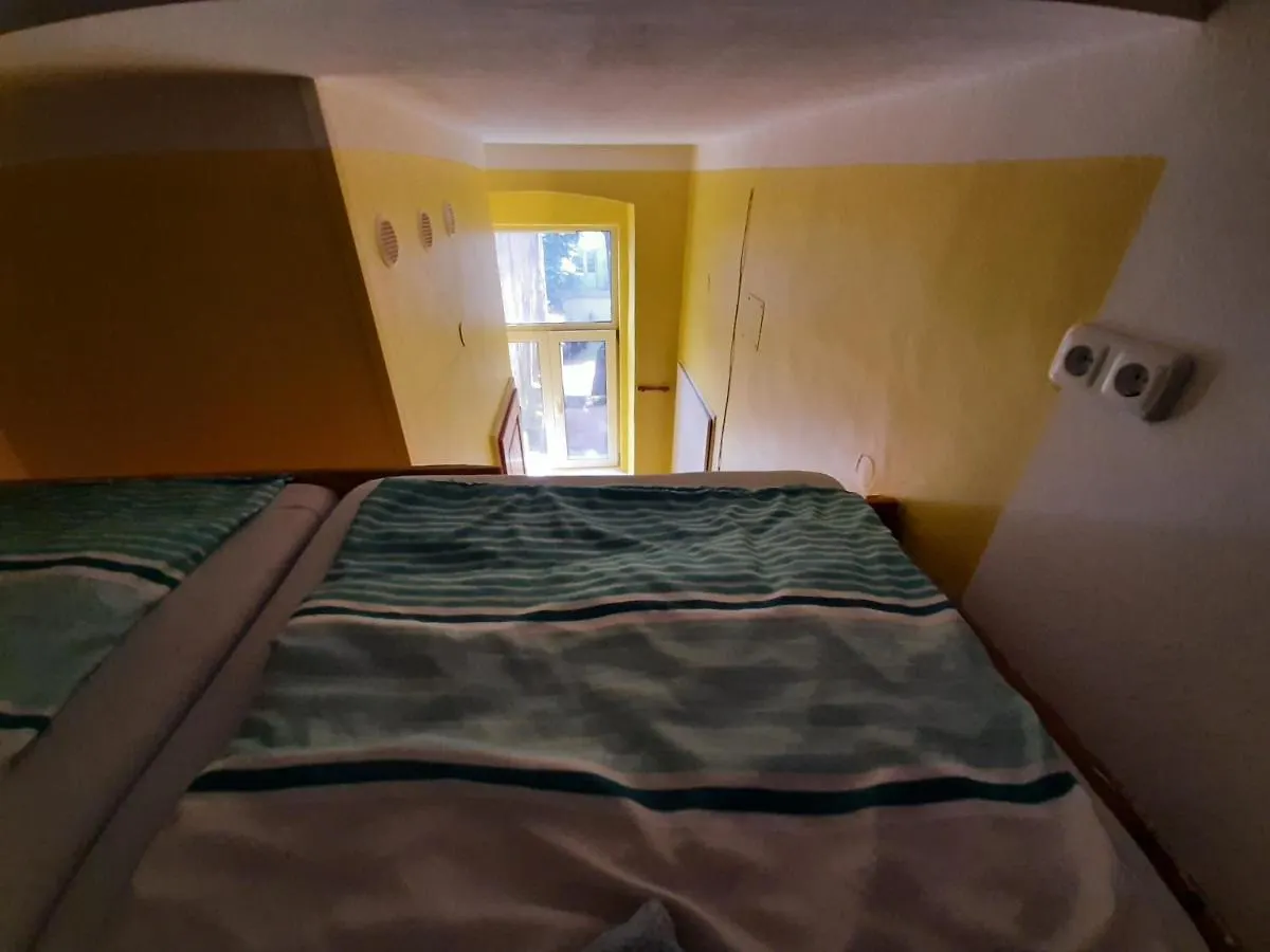 Guest house Monterooms Vienna Schonbrunn Austria