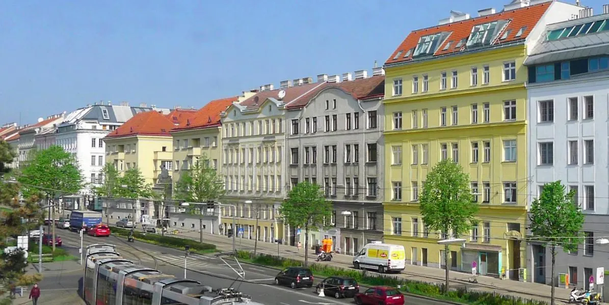 Monterooms Vienna Schonbrunn 오스트리아