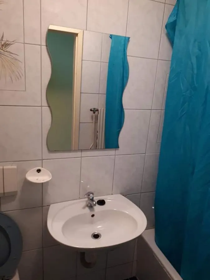 Monterooms Vienna Schonbrunn 0*,  Østrig