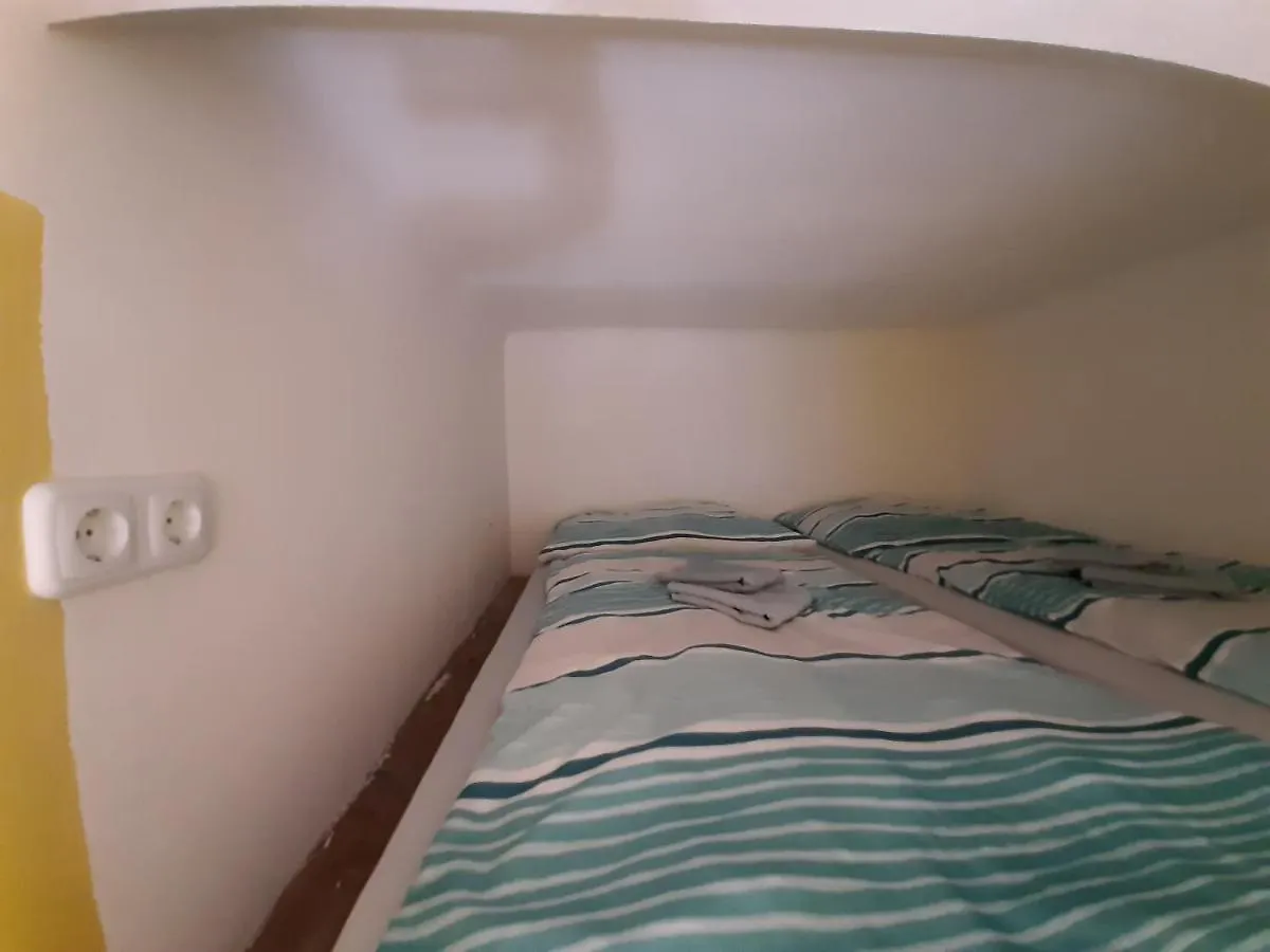 Guest house Monterooms Vienna Schonbrunn Austria
